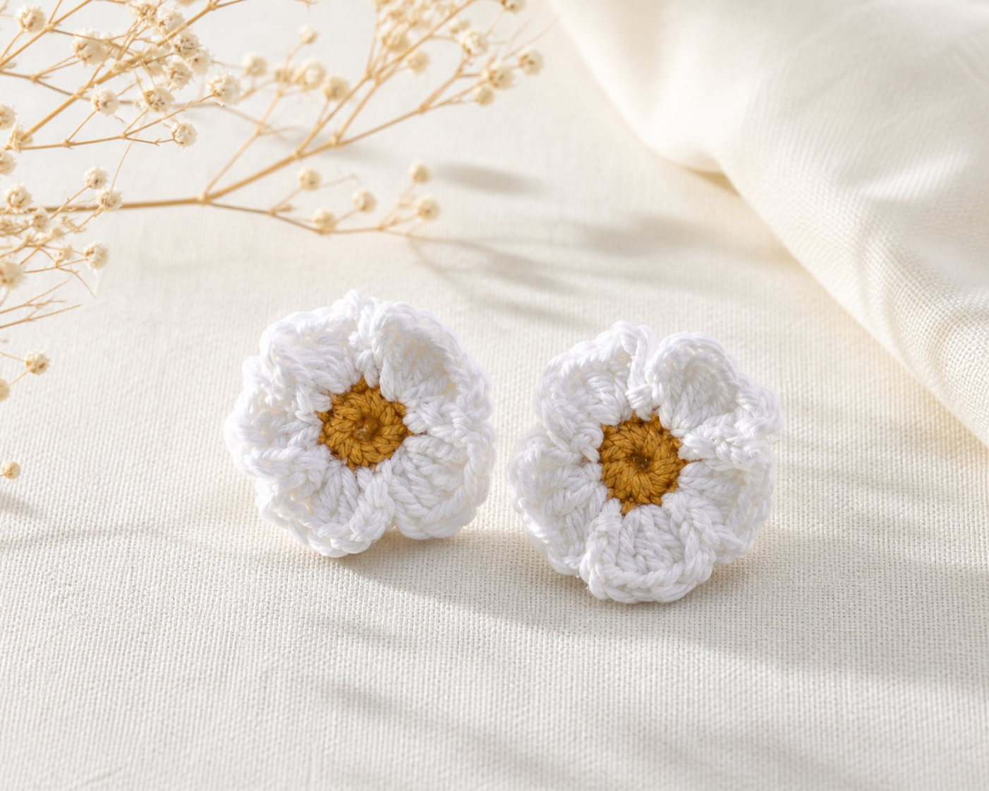 Blossom Studs - Defined Petal