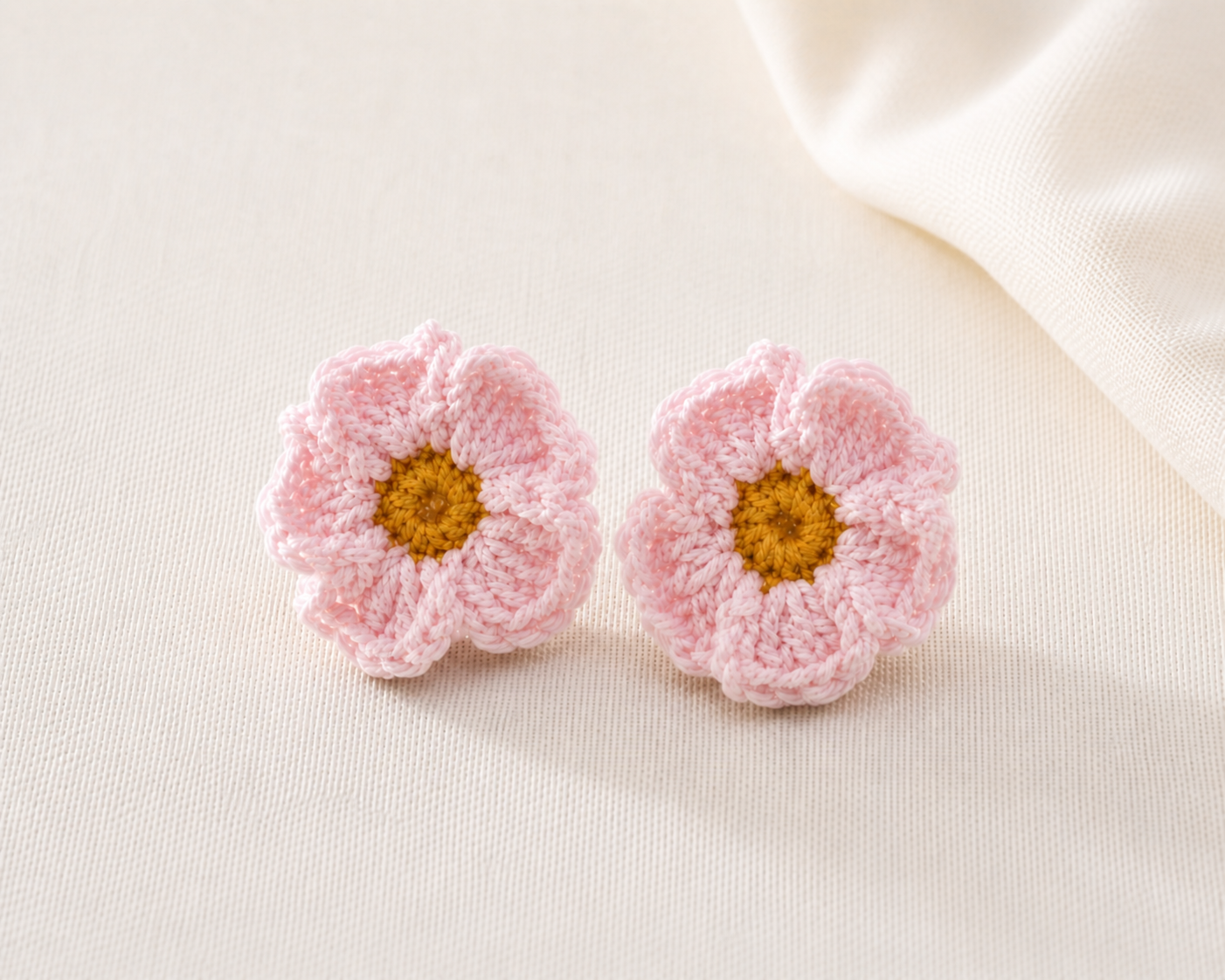 Blossom Studs - Defined Petal