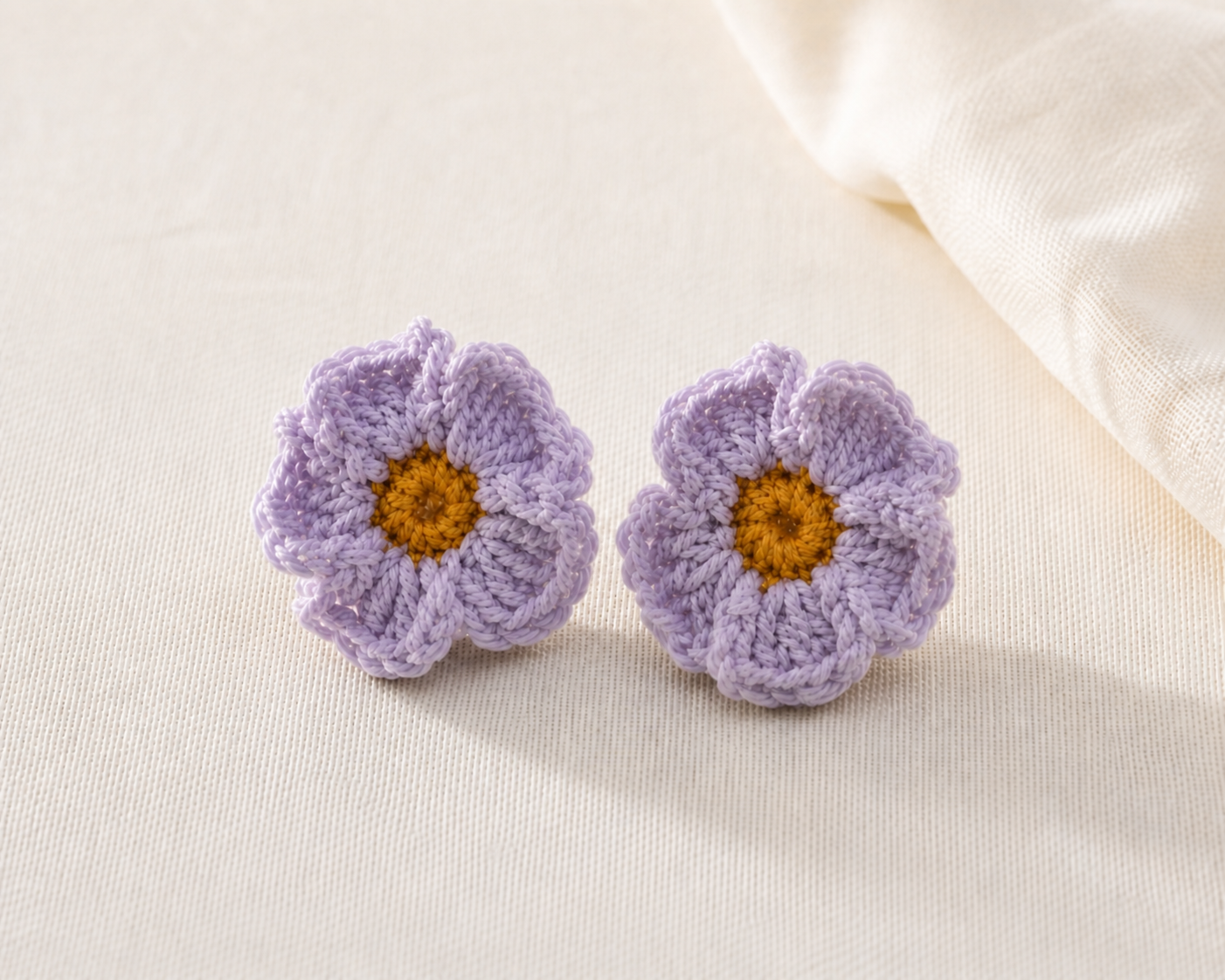 Blossom Studs - Defined Petal